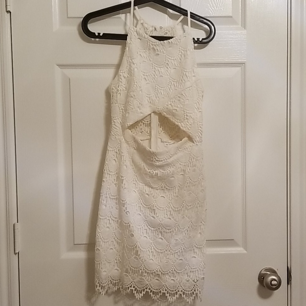 White lace dress